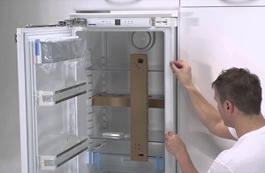 Установка встраиваемого холодильника в Лебедяни